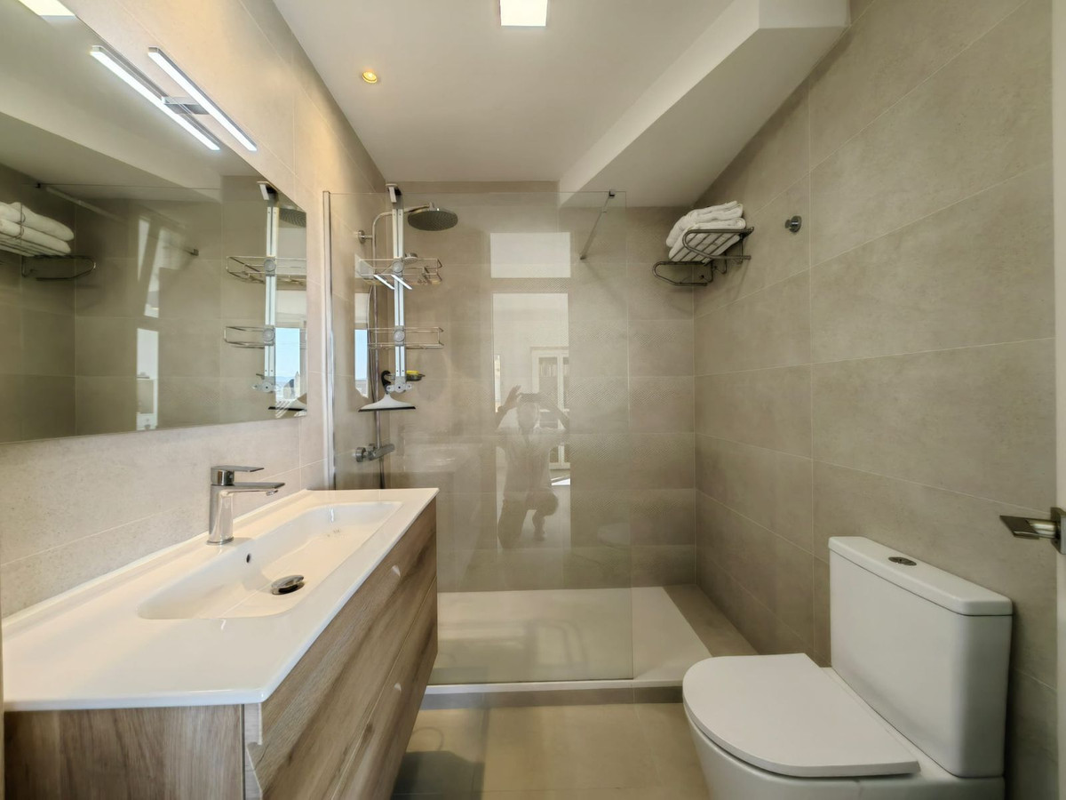 Appartement te koop in Estepona | 3 slaapkamers H5144950