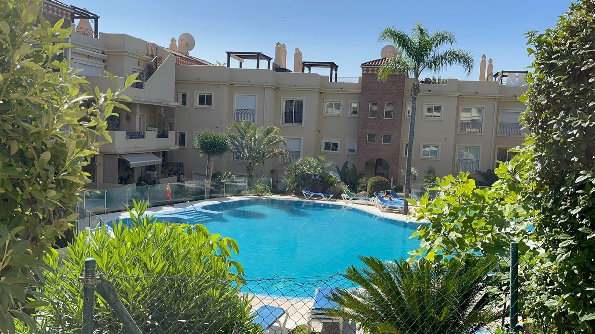 Appartement te koop in Estepona | 2 slaapkamers H5145991
