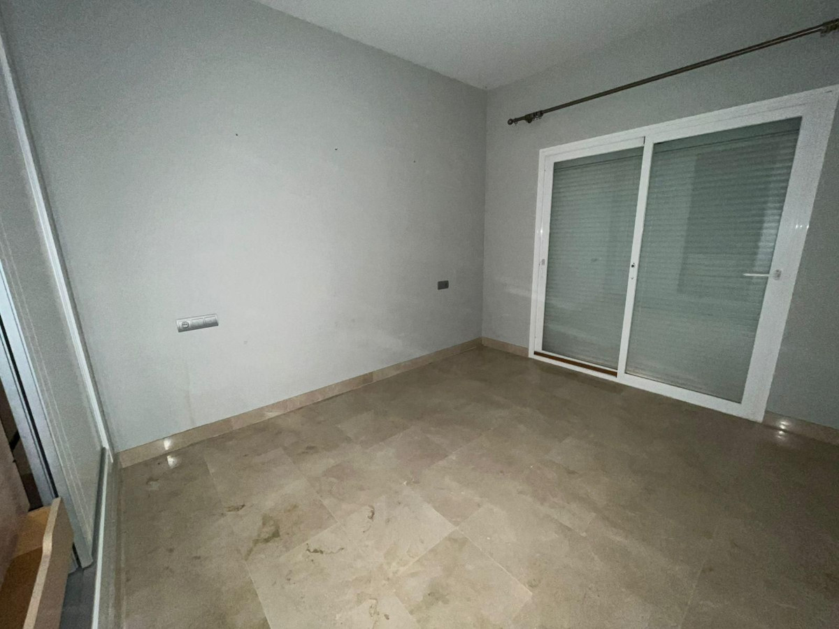 Appartement te koop in Estepona | 2 slaapkamers H5145991
