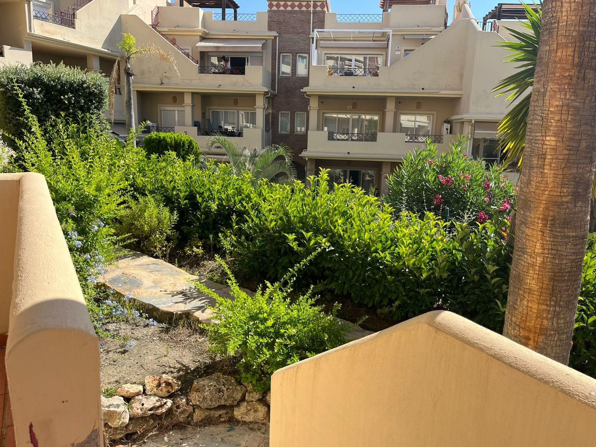 Appartement te koop in Estepona | 2 slaapkamers H5145991