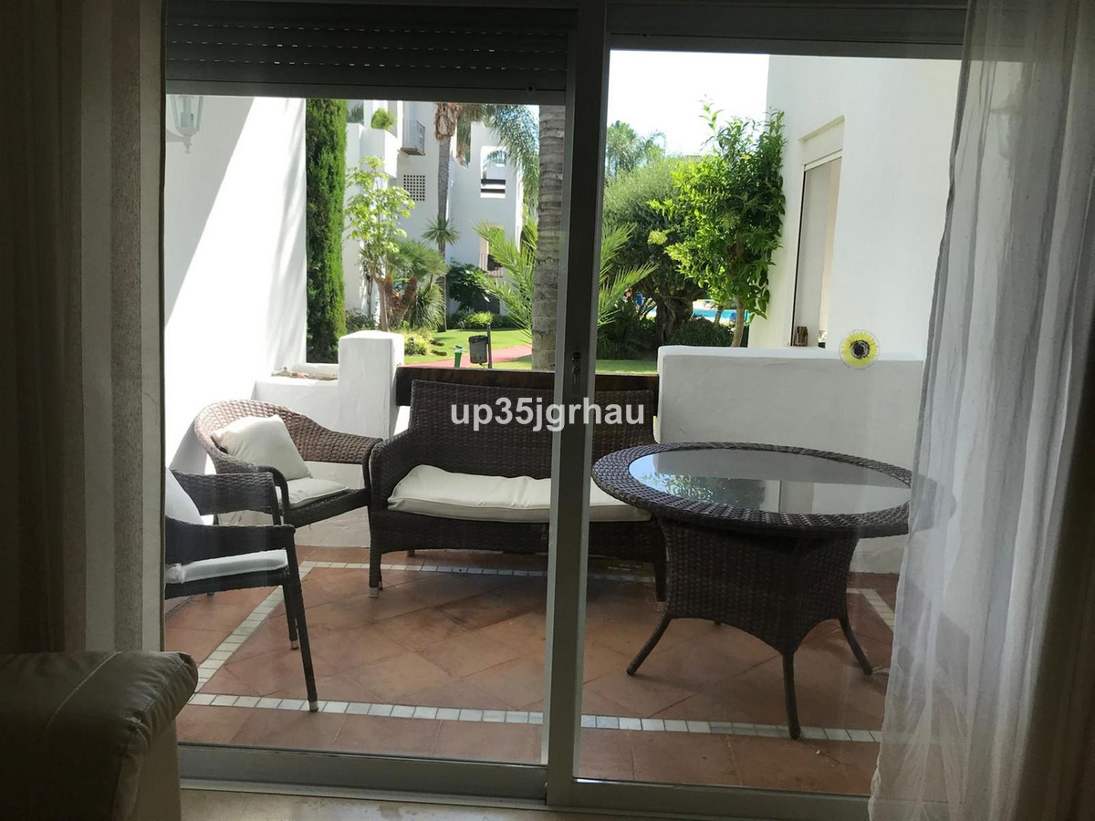 Appartement te koop in Estepona | 2 slaapkamers H5147797