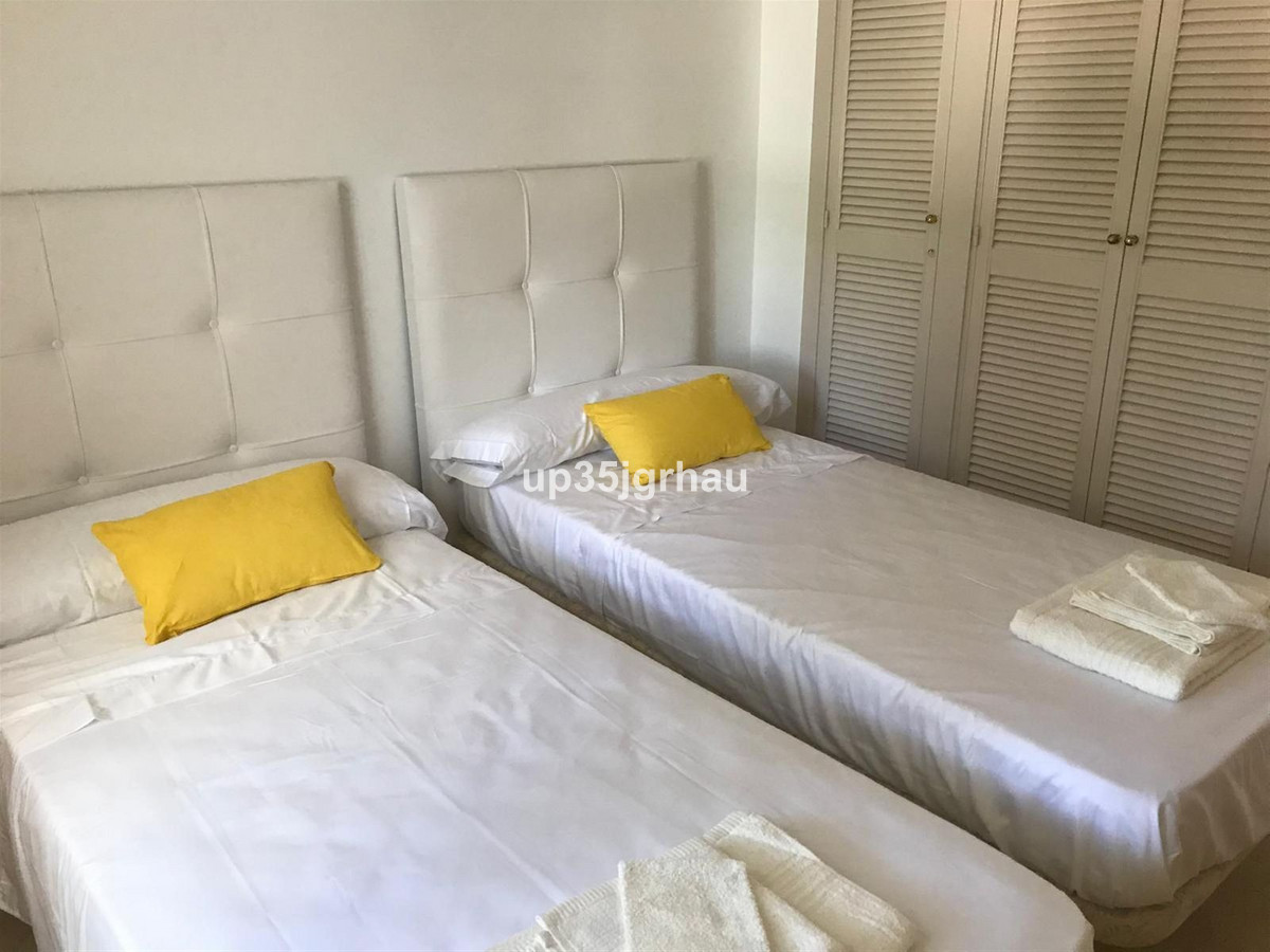 Appartement te koop in Estepona | 2 slaapkamers H5147797