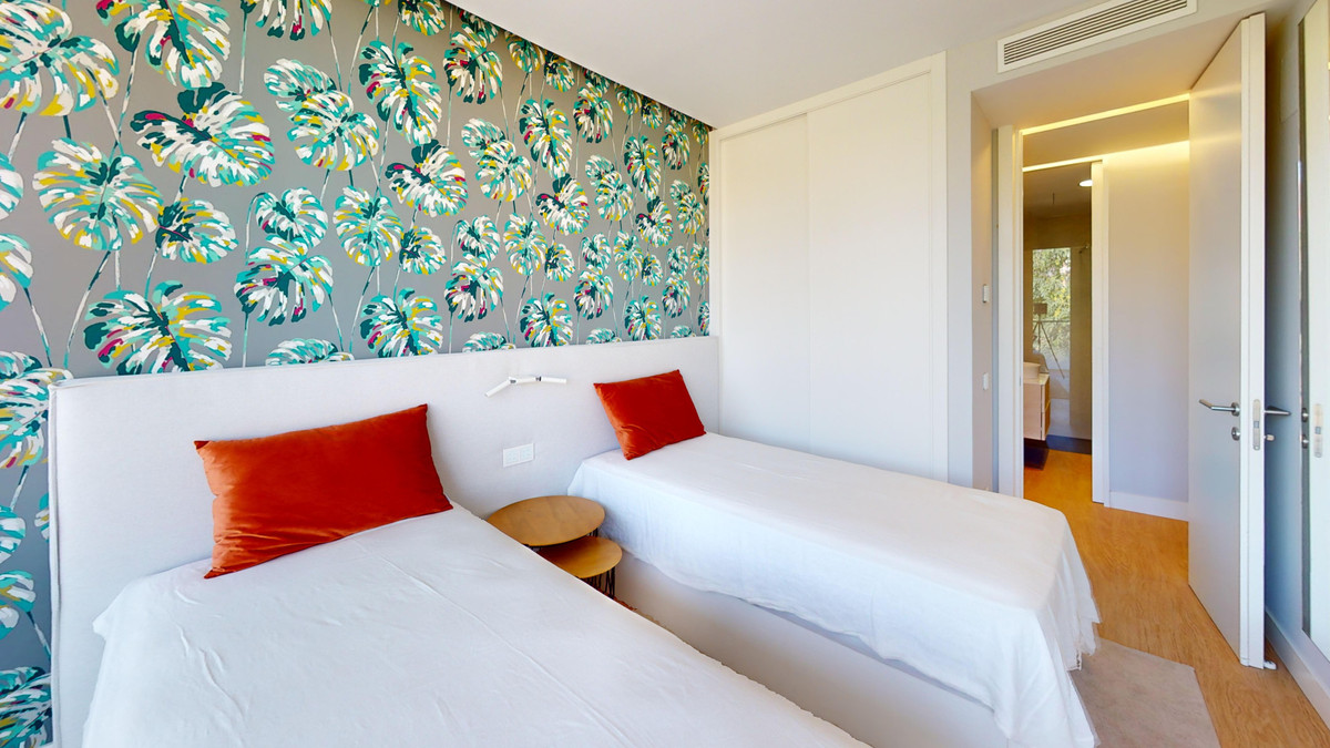Appartement te koop in Estepona | 4 slaapkamers H5151130