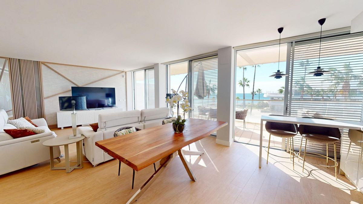 Appartement te koop in Estepona | 4 slaapkamers H5151130