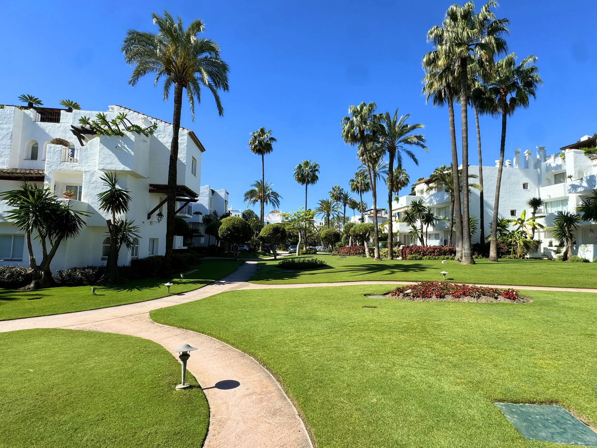 Penthouse te koop in Estepona | 2 slaapkamers H5151607