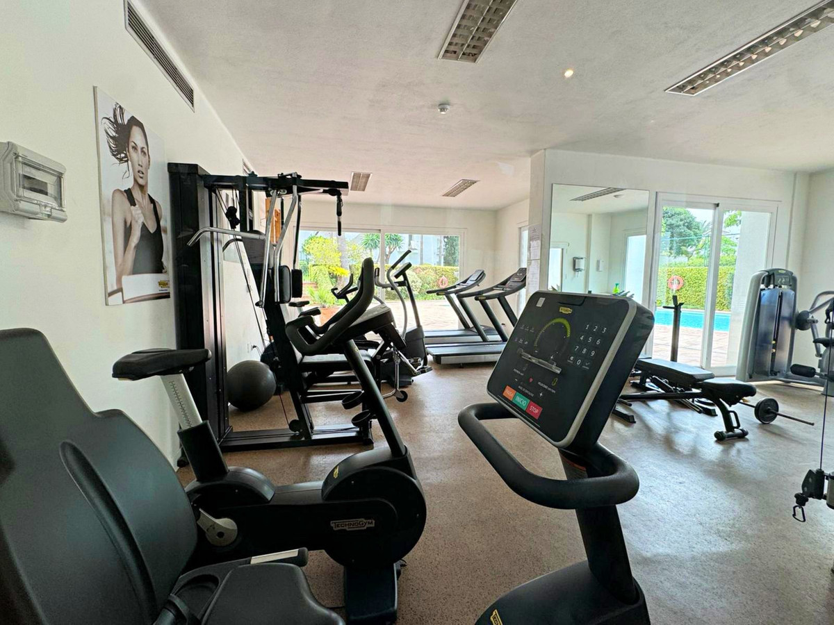 Penthouse te koop in Estepona | 2 slaapkamers H5151607