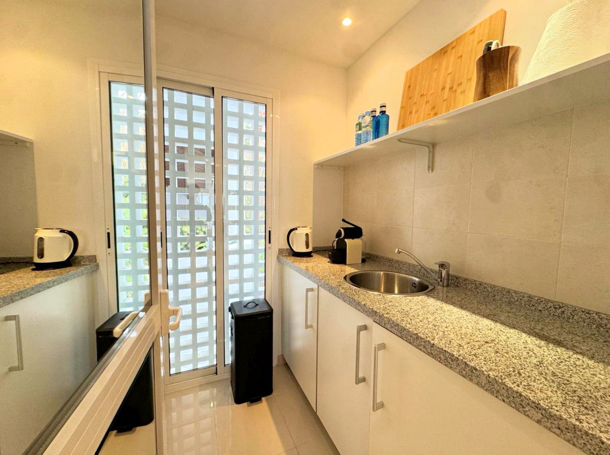 Penthouse te koop in Estepona | 2 slaapkamers H5151607