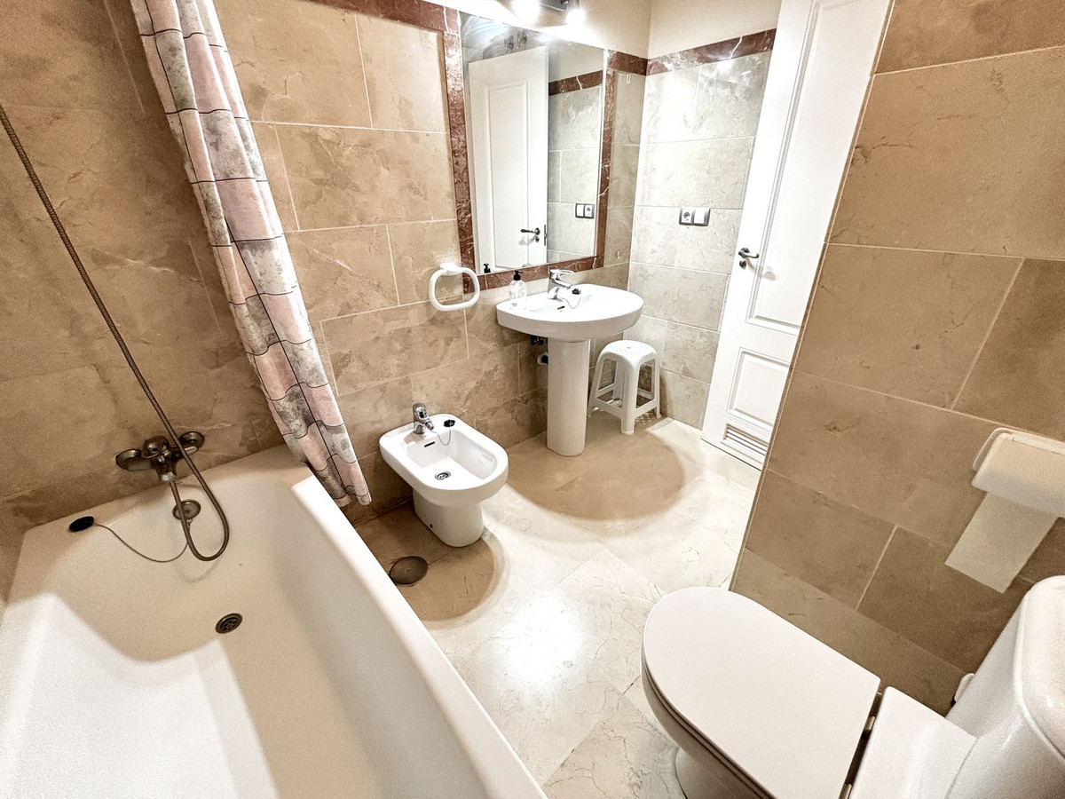 Appartement te koop in Estepona | 1 slaapkamers H5151781