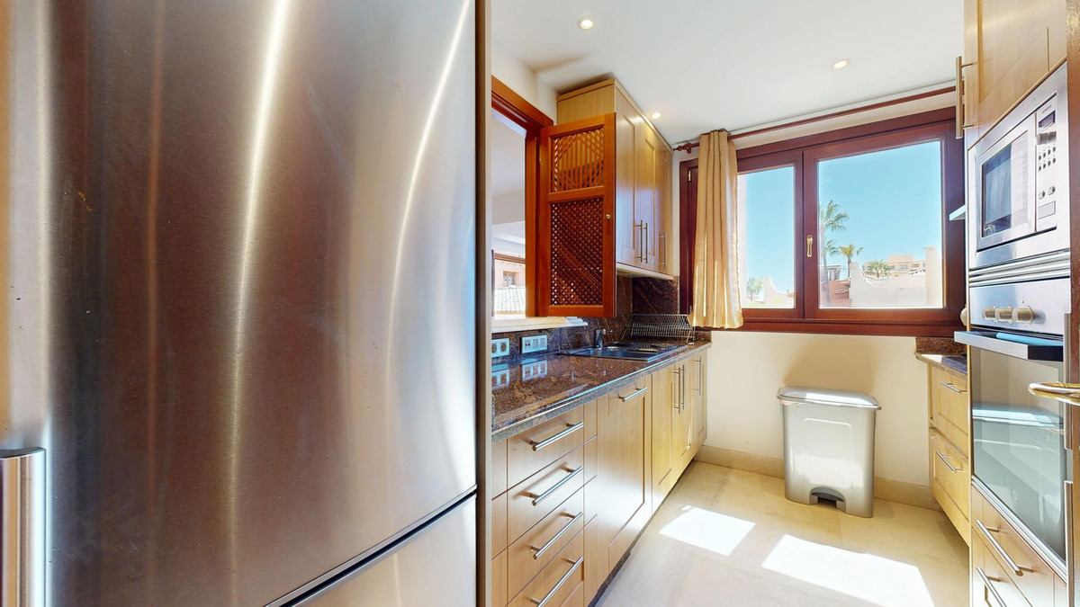 Appartement te koop in Estepona | 2 slaapkamers H5152066