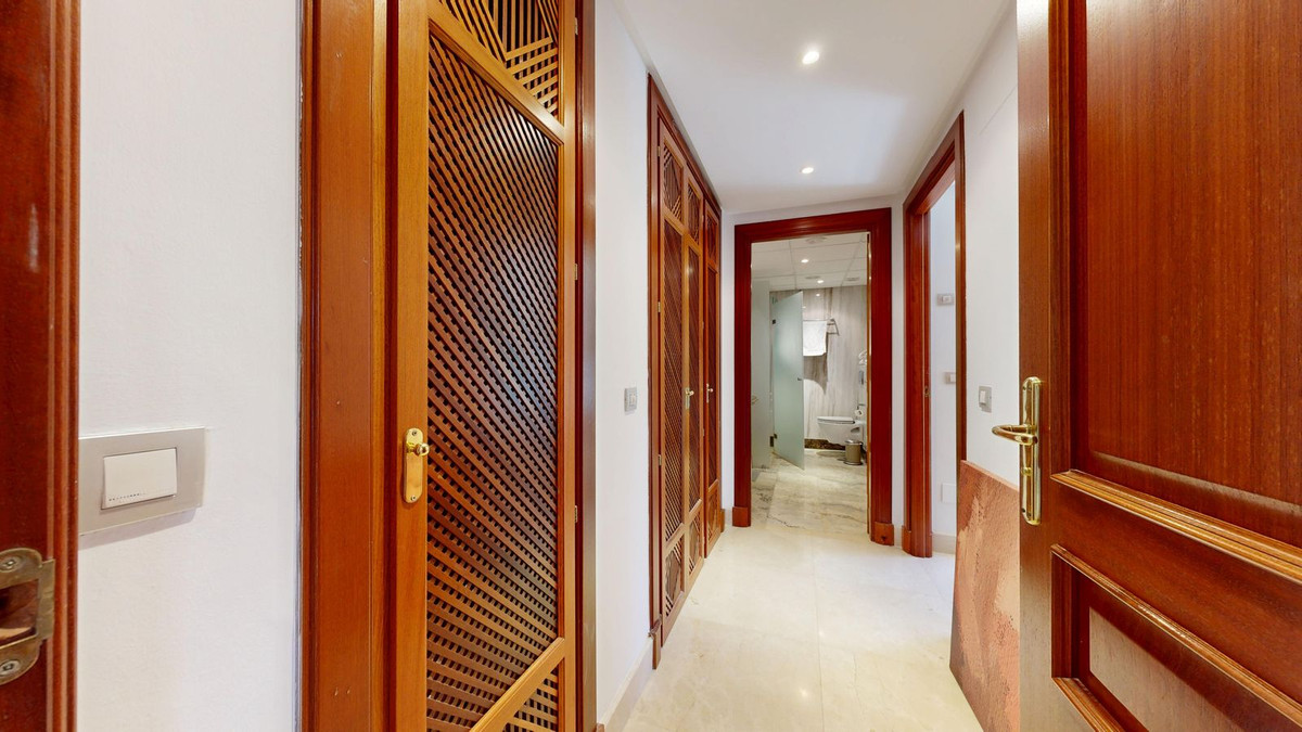 Appartement te koop in Estepona | 2 slaapkamers H5152066