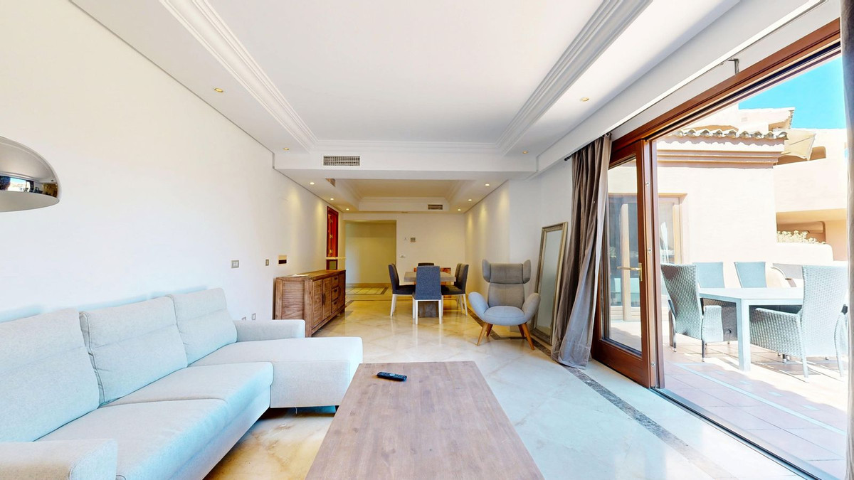 Appartement te koop in Estepona | 2 slaapkamers H5152066