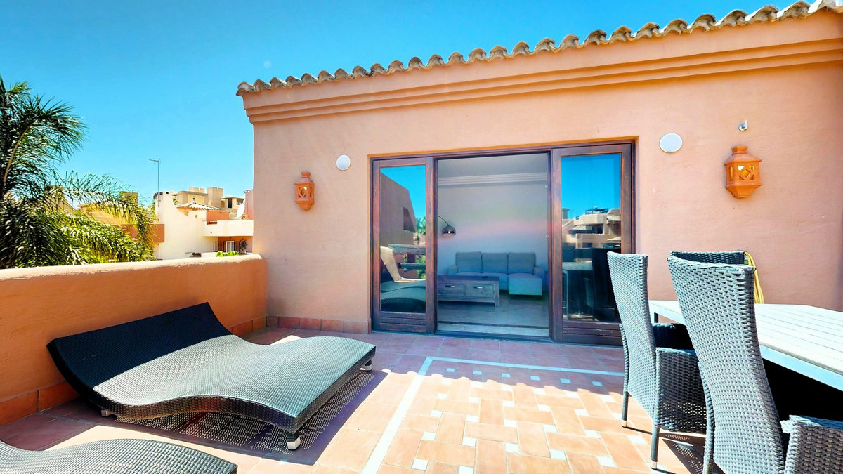 Appartement te koop in Estepona | 2 slaapkamers H5152066