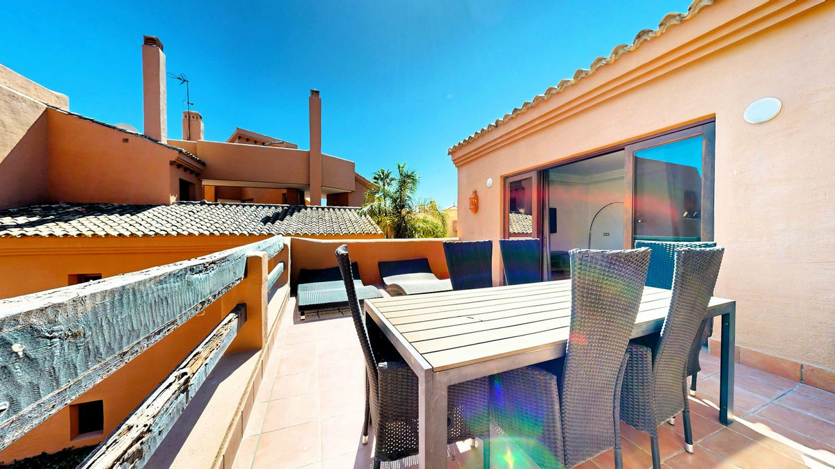 Appartement te koop in Estepona | 2 slaapkamers H5152066