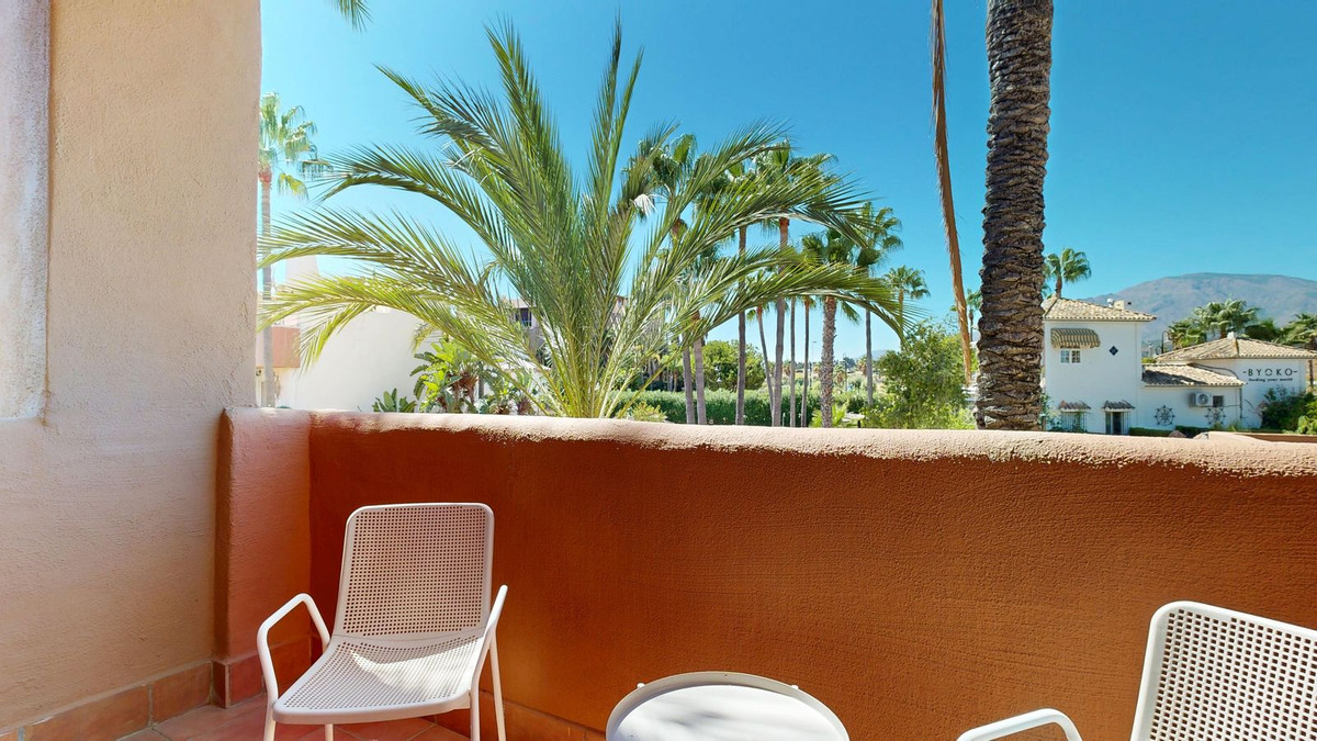 Appartement te koop in Estepona | 2 slaapkamers H5152066