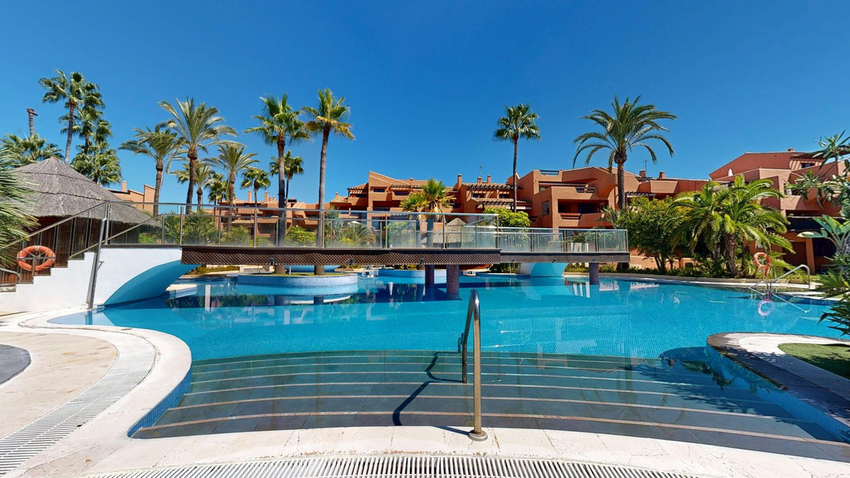 Appartement te koop in Estepona | 2 slaapkamers H5152066