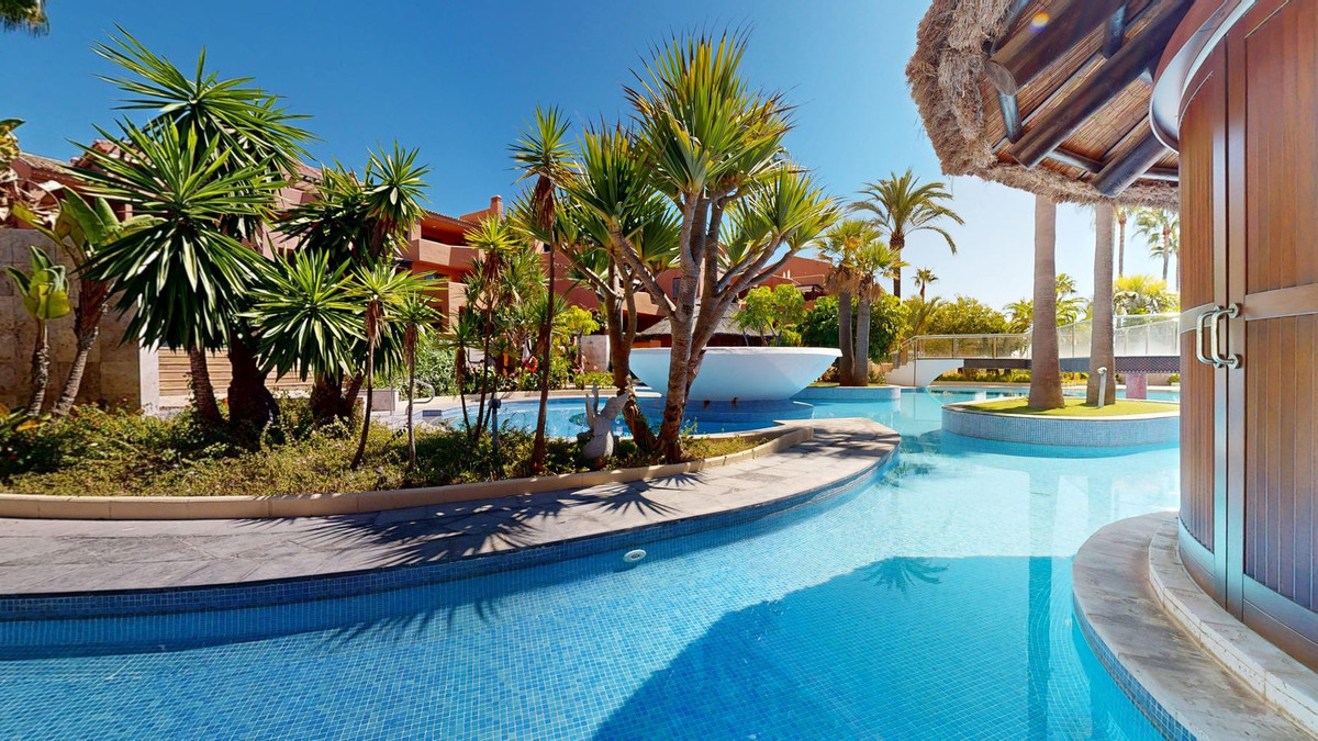 Appartement te koop in Estepona | 2 slaapkamers H5152066