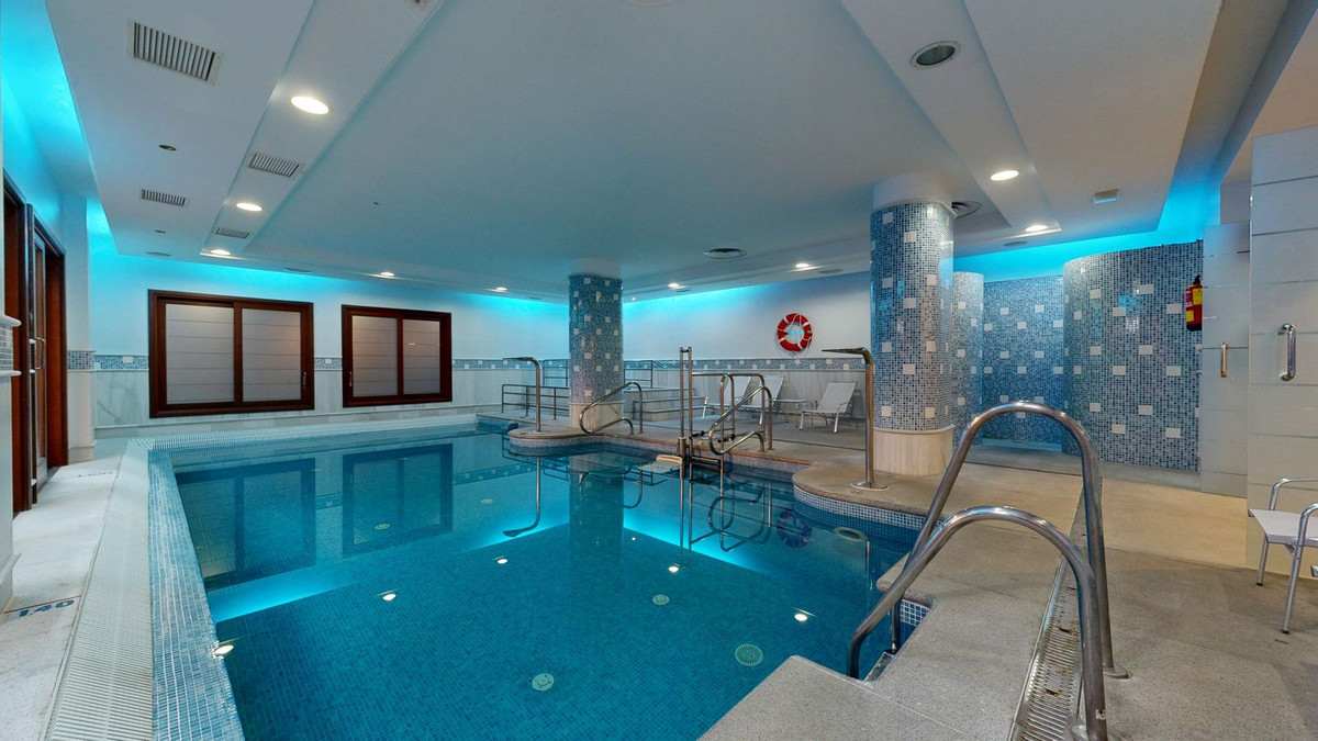 Appartement te koop in Estepona | 2 slaapkamers H5152066