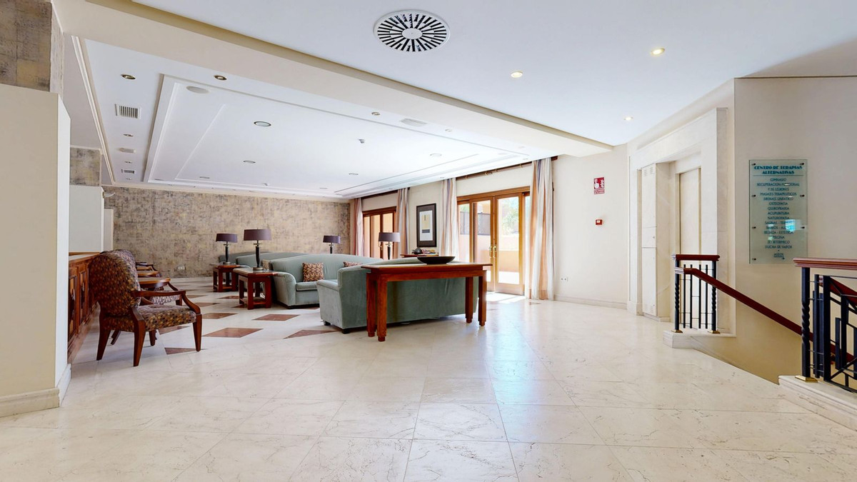 Appartement te koop in Estepona | 2 slaapkamers H5152066