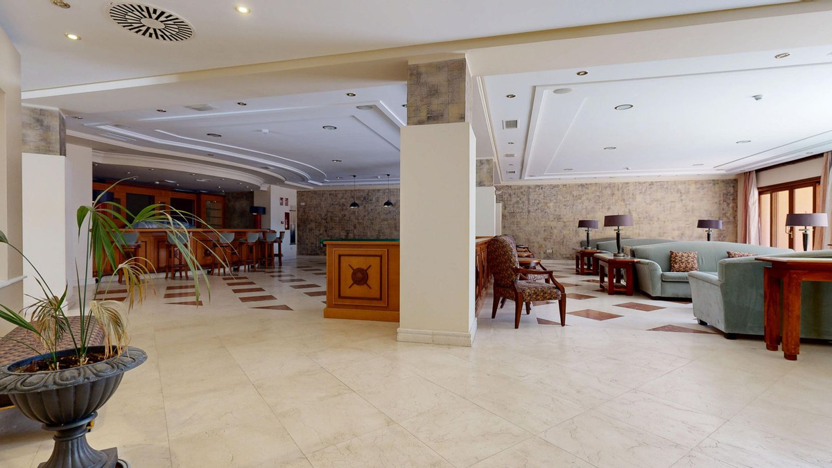 Appartement te koop in Estepona | 2 slaapkamers H5152066