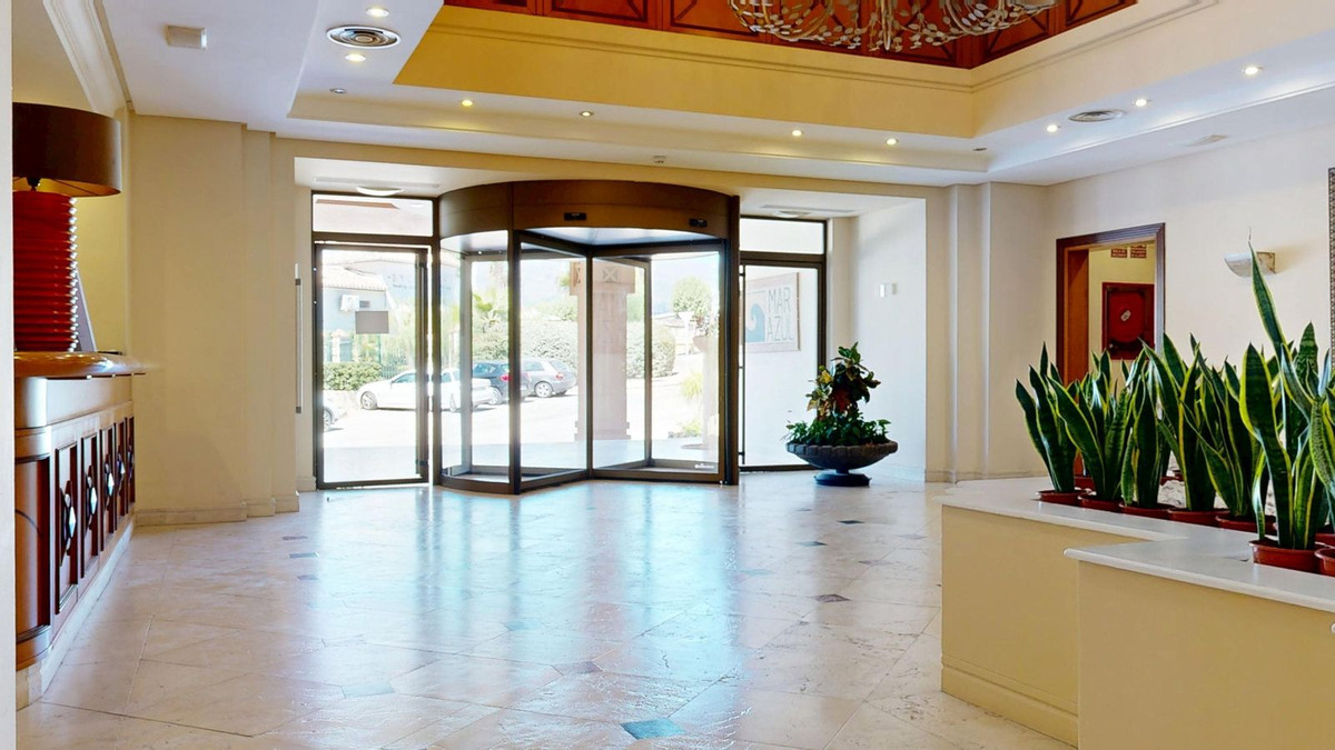 Appartement te koop in Estepona | 2 slaapkamers H5152066
