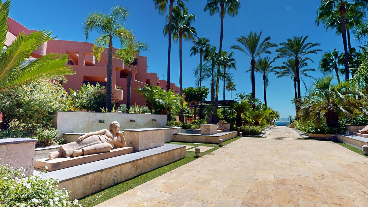 Appartement te koop in Estepona | 2 slaapkamers H5152066