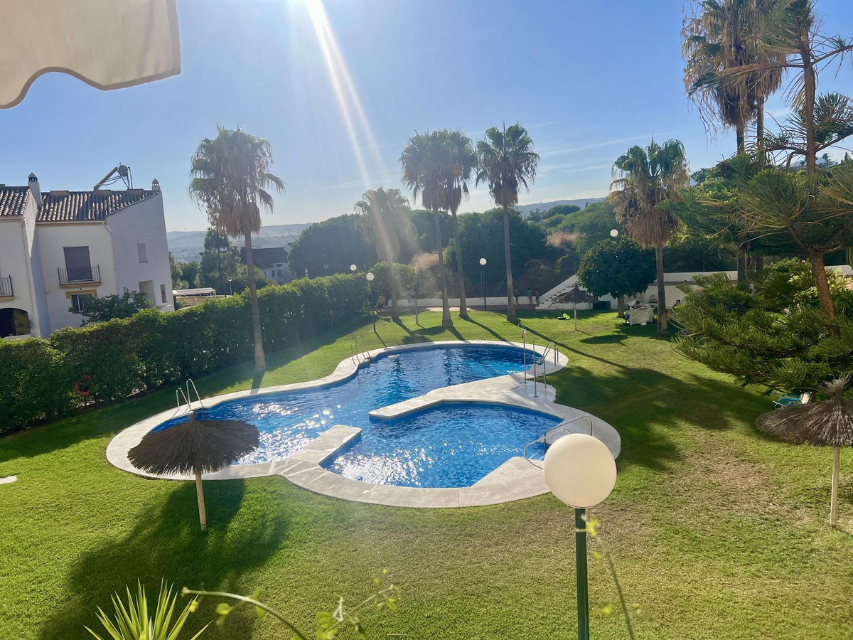 Appartement te koop in Estepona | 3 slaapkamers H5153017