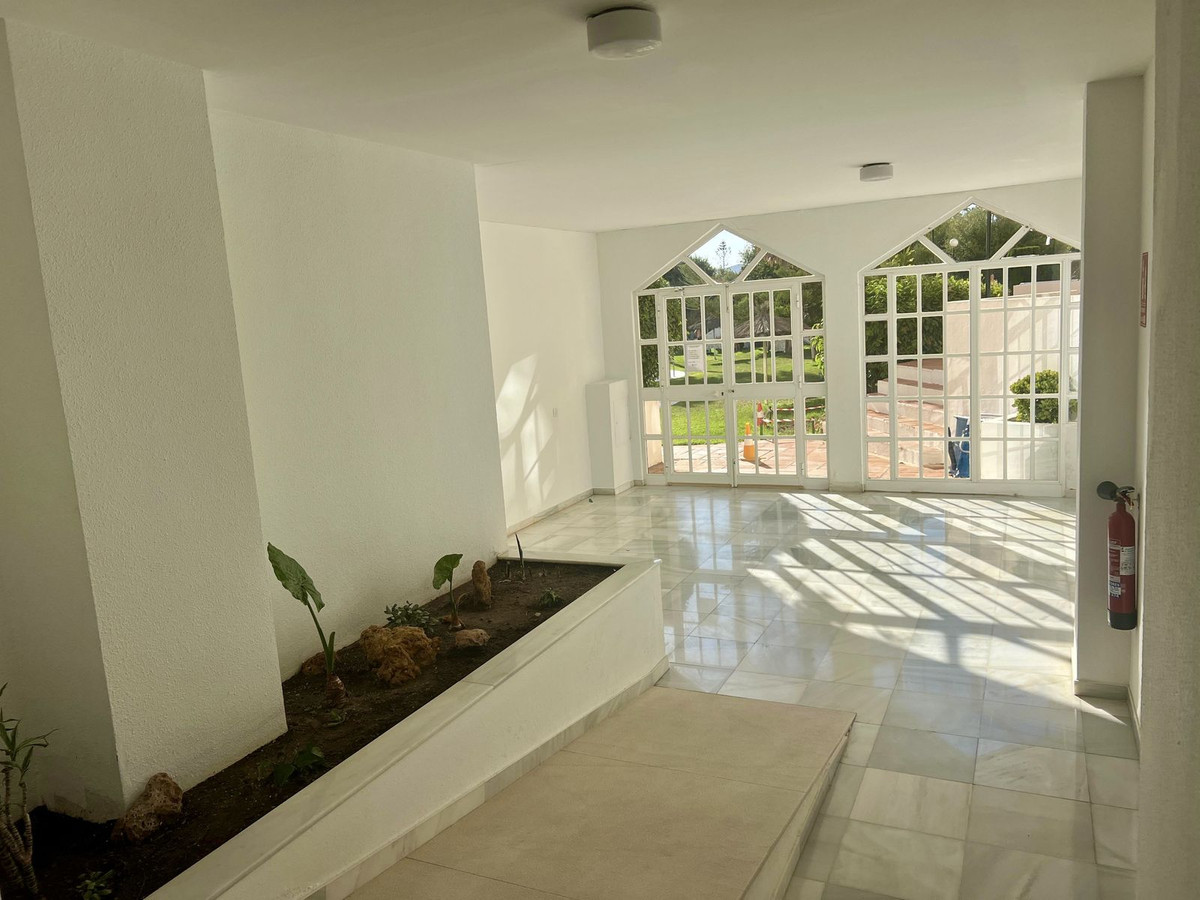 Appartement te koop in Estepona | 3 slaapkamers H5153017