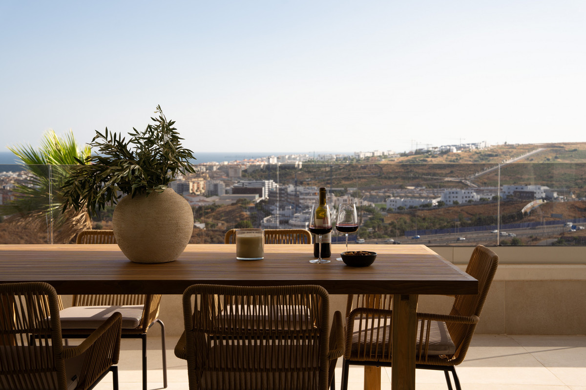 Appartement te koop in Estepona | 3 slaapkamers H5153245
