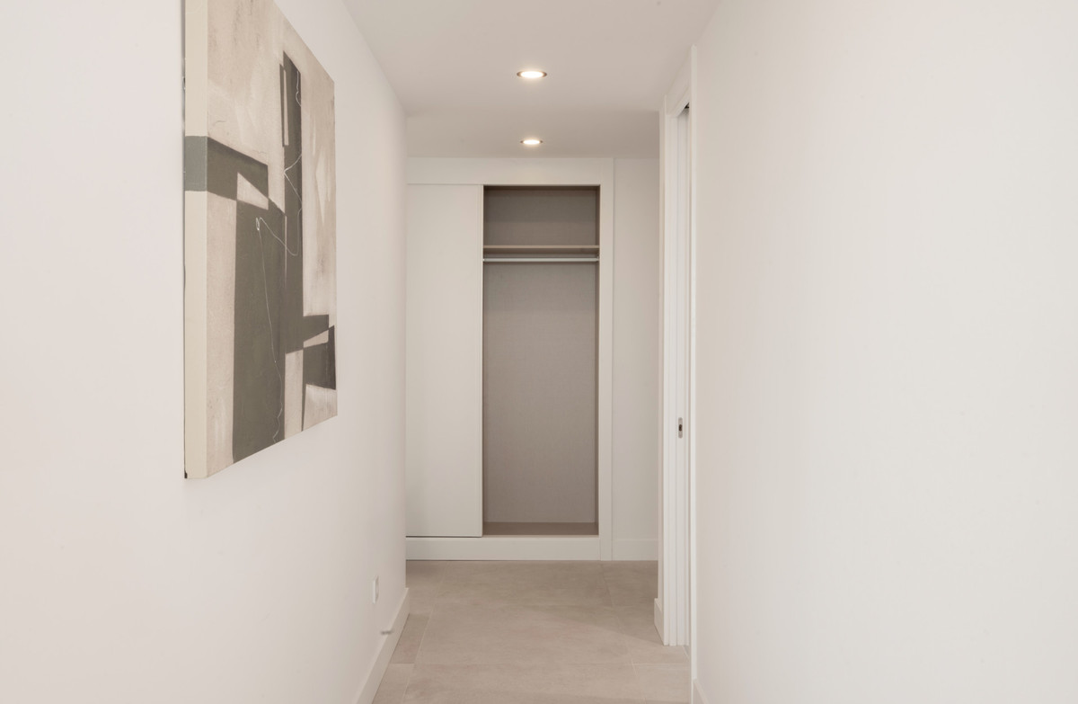 Appartement te koop in Estepona | 3 slaapkamers H5153245
