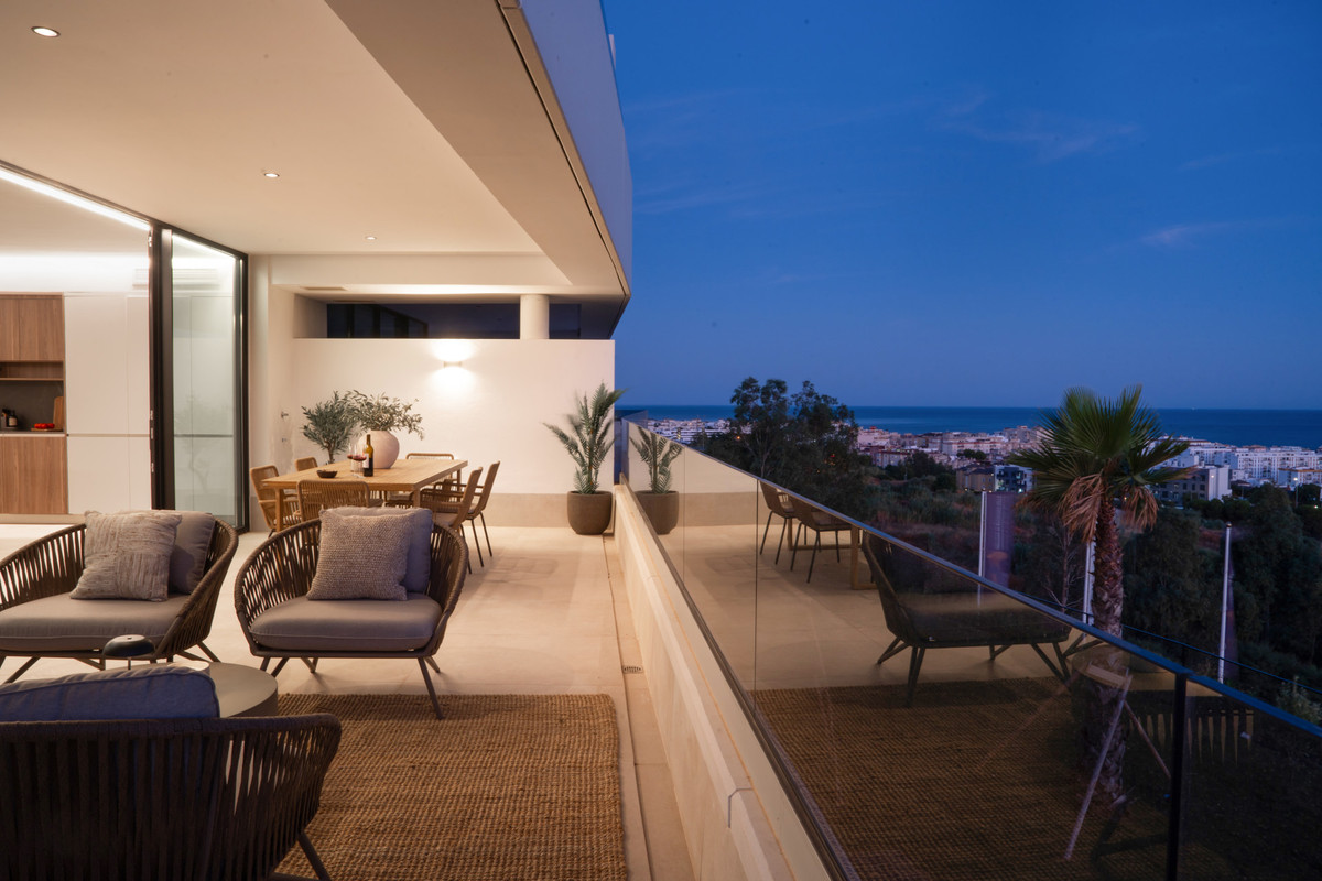 Appartement te koop in Estepona | 3 slaapkamers H5153245