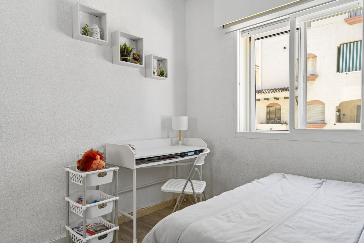 Appartement te koop in Estepona | 2 slaapkamers H5153647