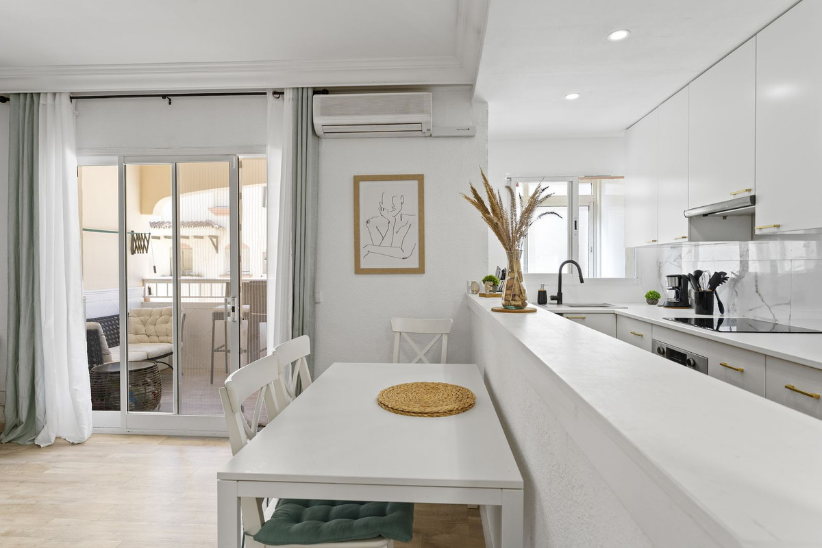Appartement te koop in Estepona | 2 slaapkamers H5153647