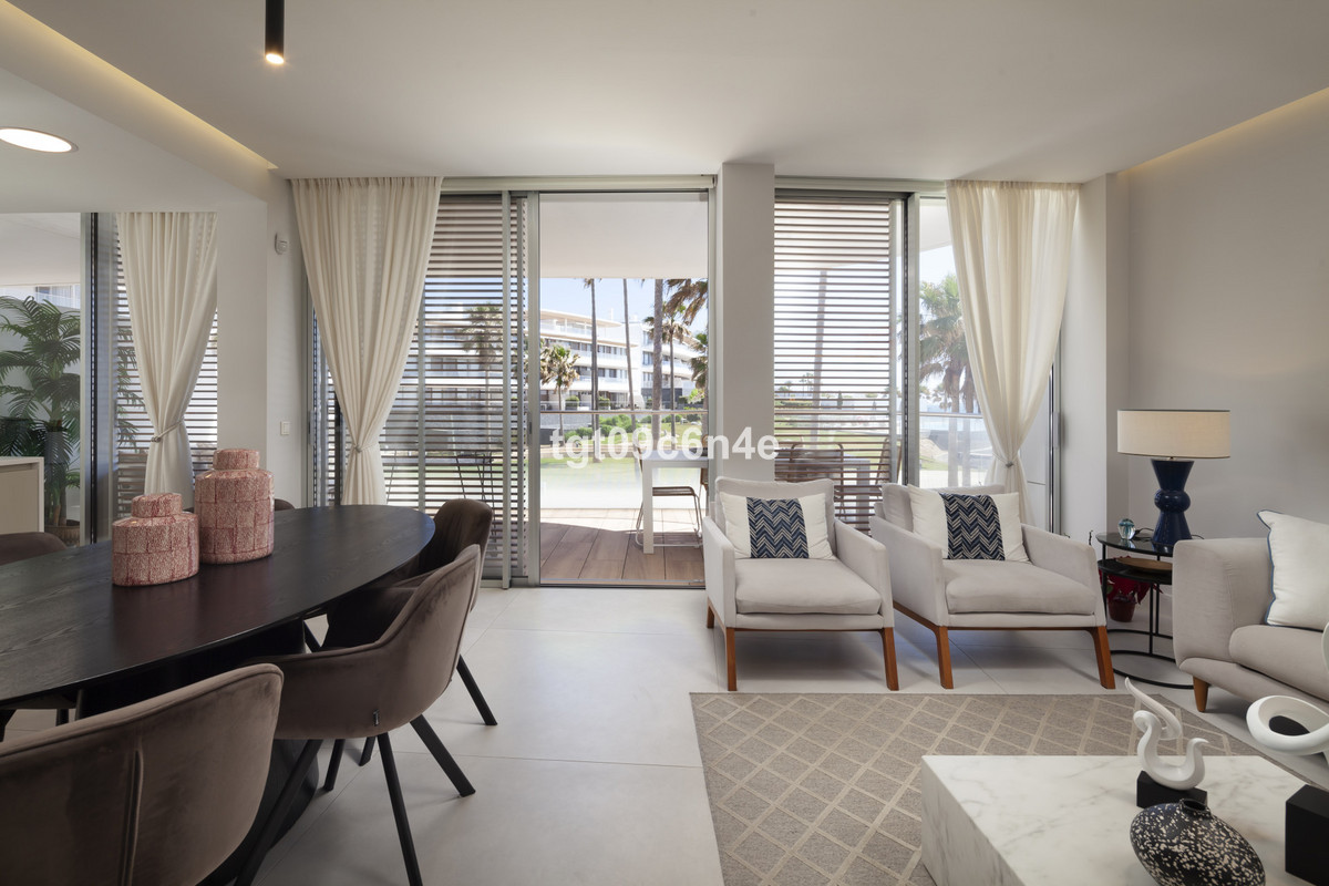 Appartement te koop in Estepona | 3 slaapkamers H5154649