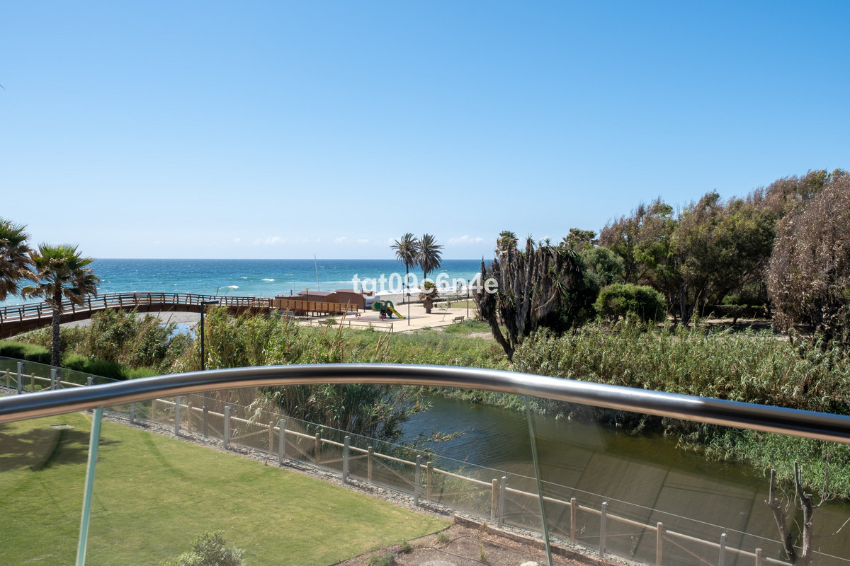 Appartement te koop in Estepona | 3 slaapkamers H5154649