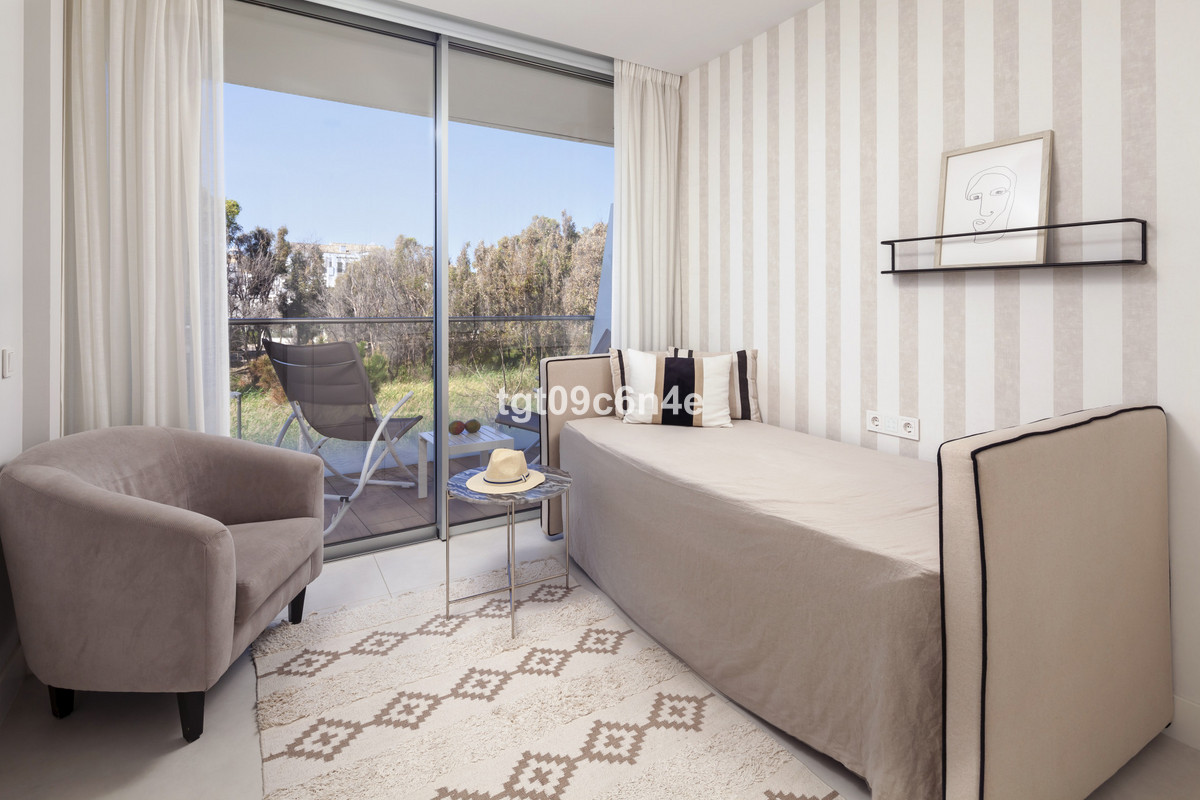 Appartement te koop in Estepona | 3 slaapkamers H5154649