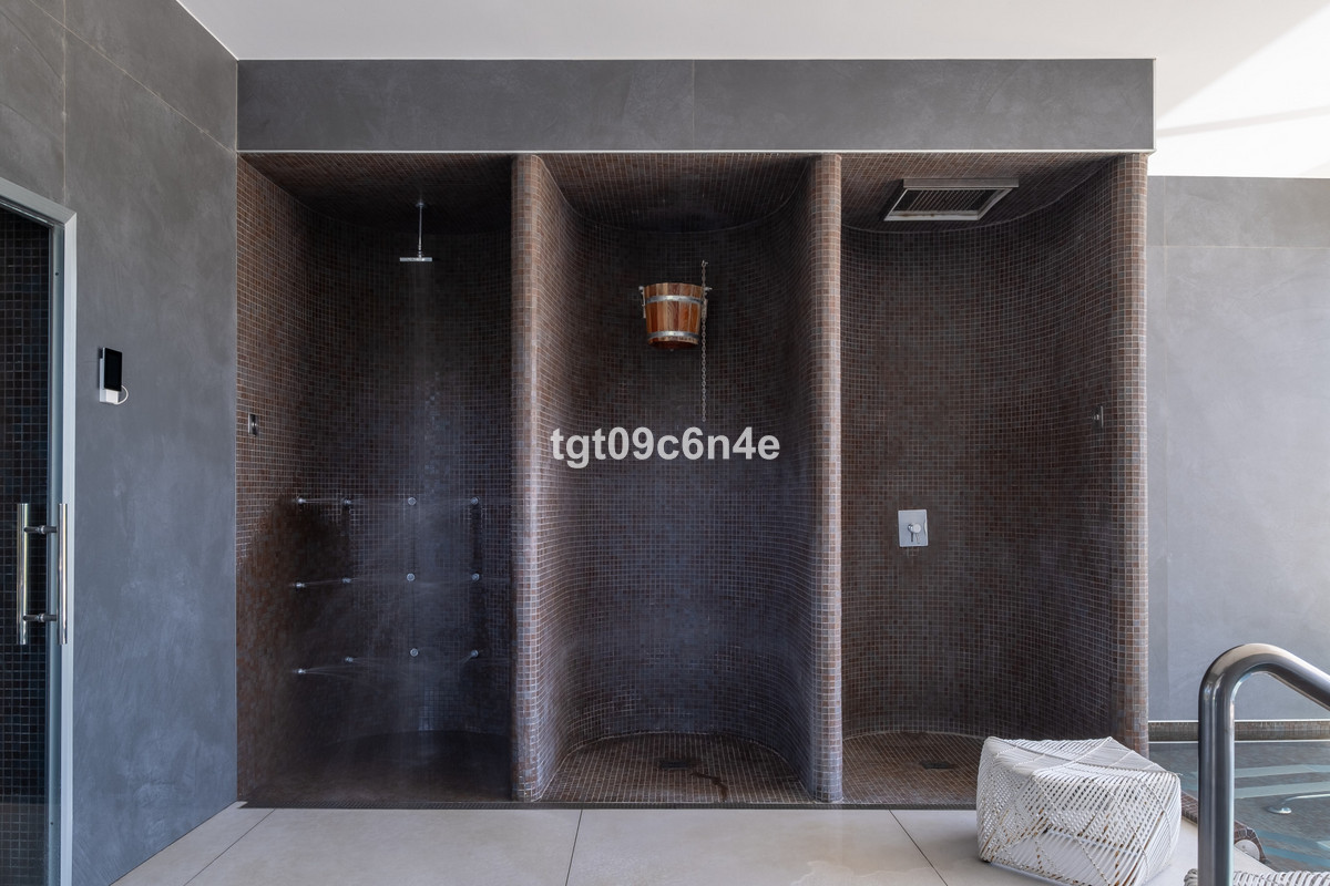 Appartement te koop in Estepona | 3 slaapkamers H5154649