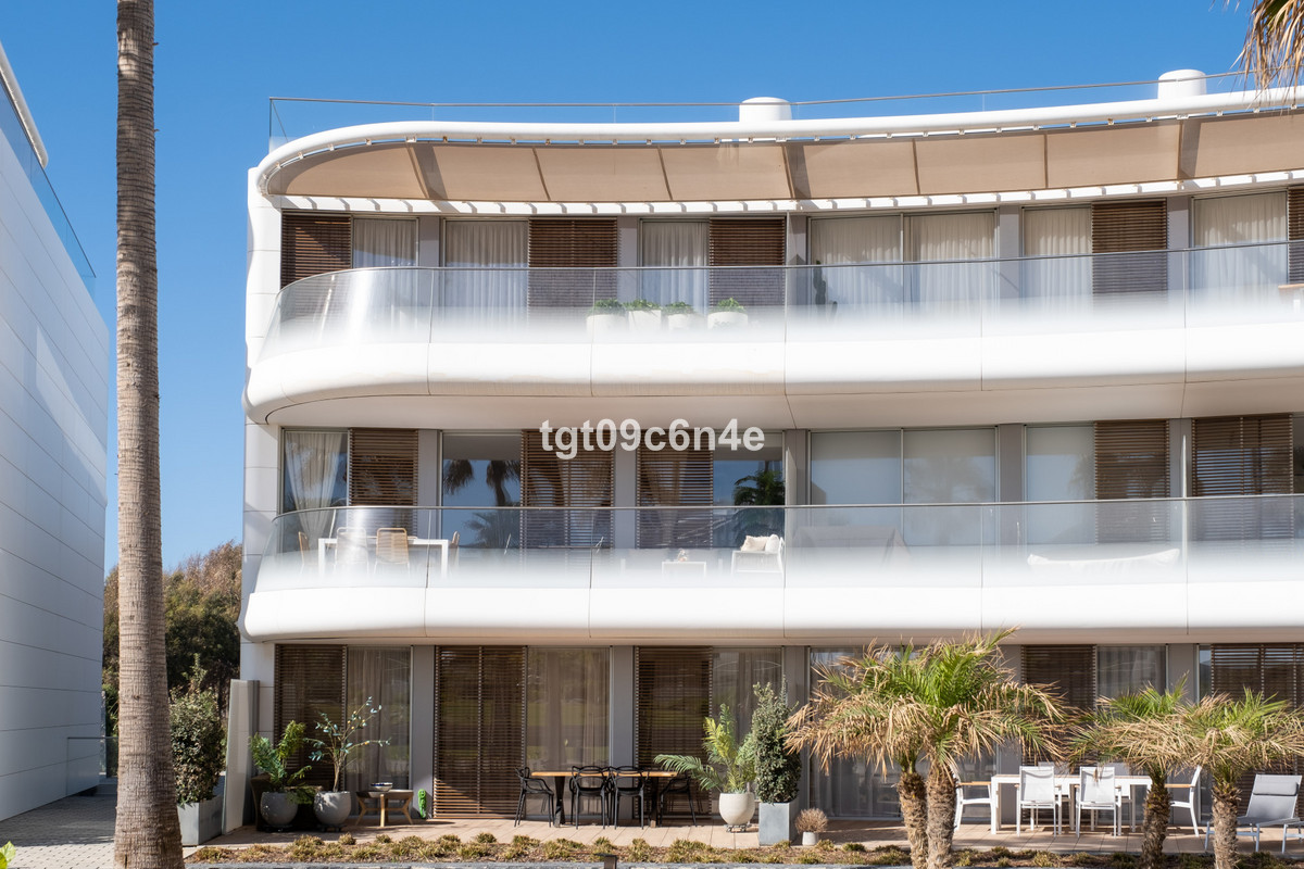 Appartement te koop in Estepona | 3 slaapkamers H5154649