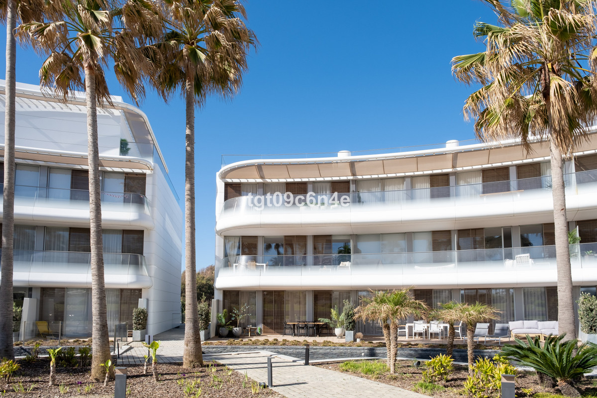 Appartement te koop in Estepona | 3 slaapkamers H5154649