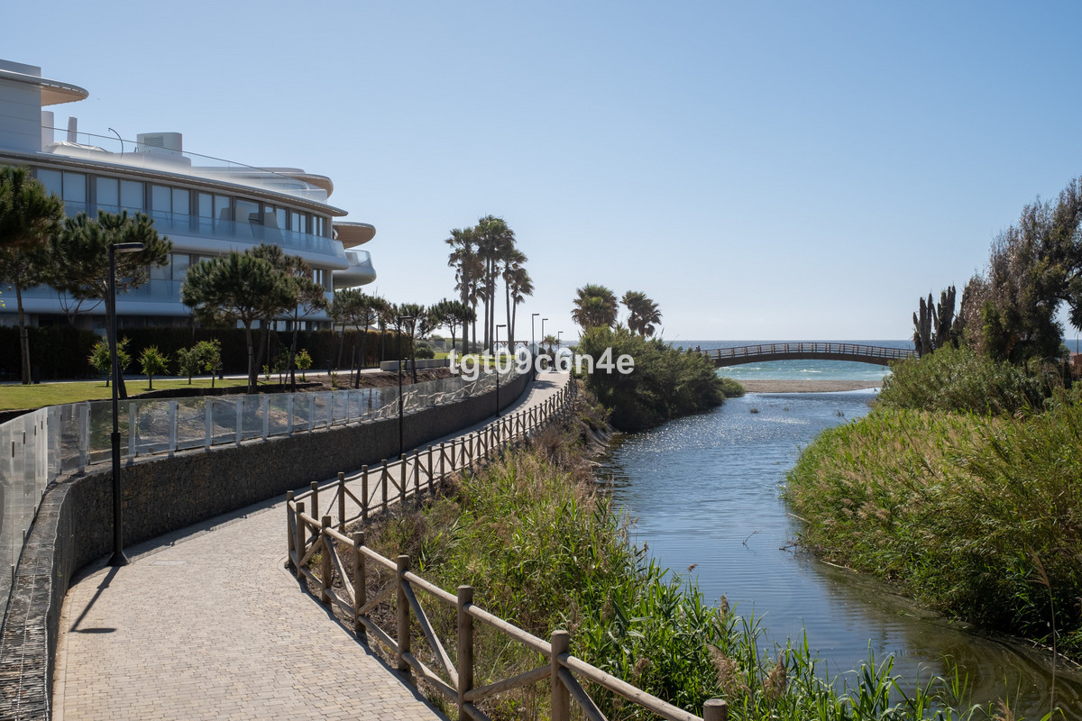 Appartement te koop in Estepona | 3 slaapkamers H5154649
