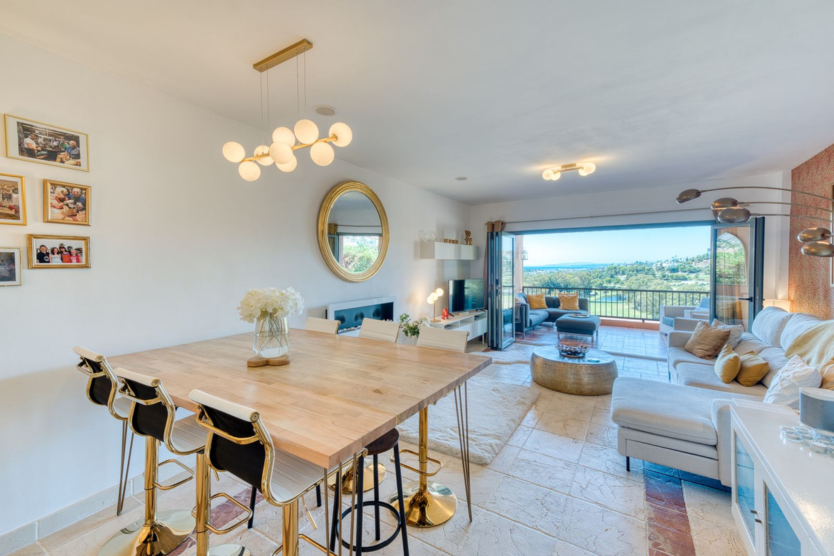 Appartement te koop in Estepona | 2 slaapkamers H5155078