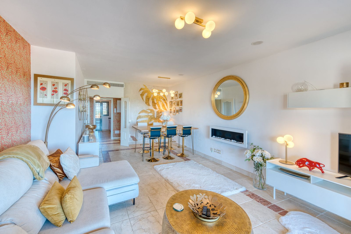 Appartement te koop in Estepona | 2 slaapkamers H5155078