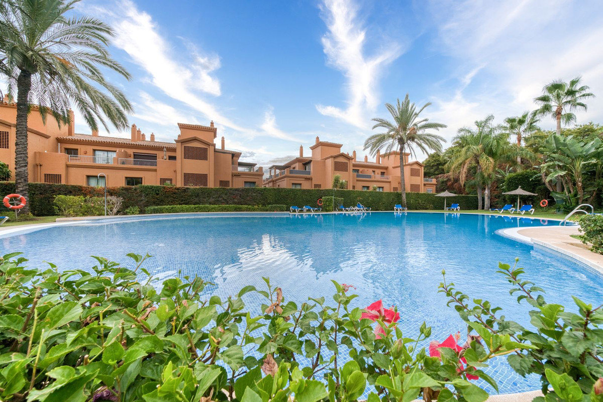 Appartement te koop in Estepona | 2 slaapkamers H5155078