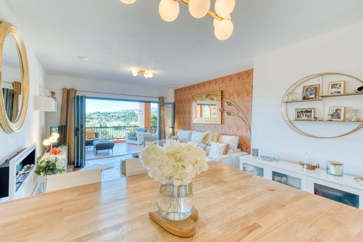 Appartement te koop in Estepona | 2 slaapkamers H5155078