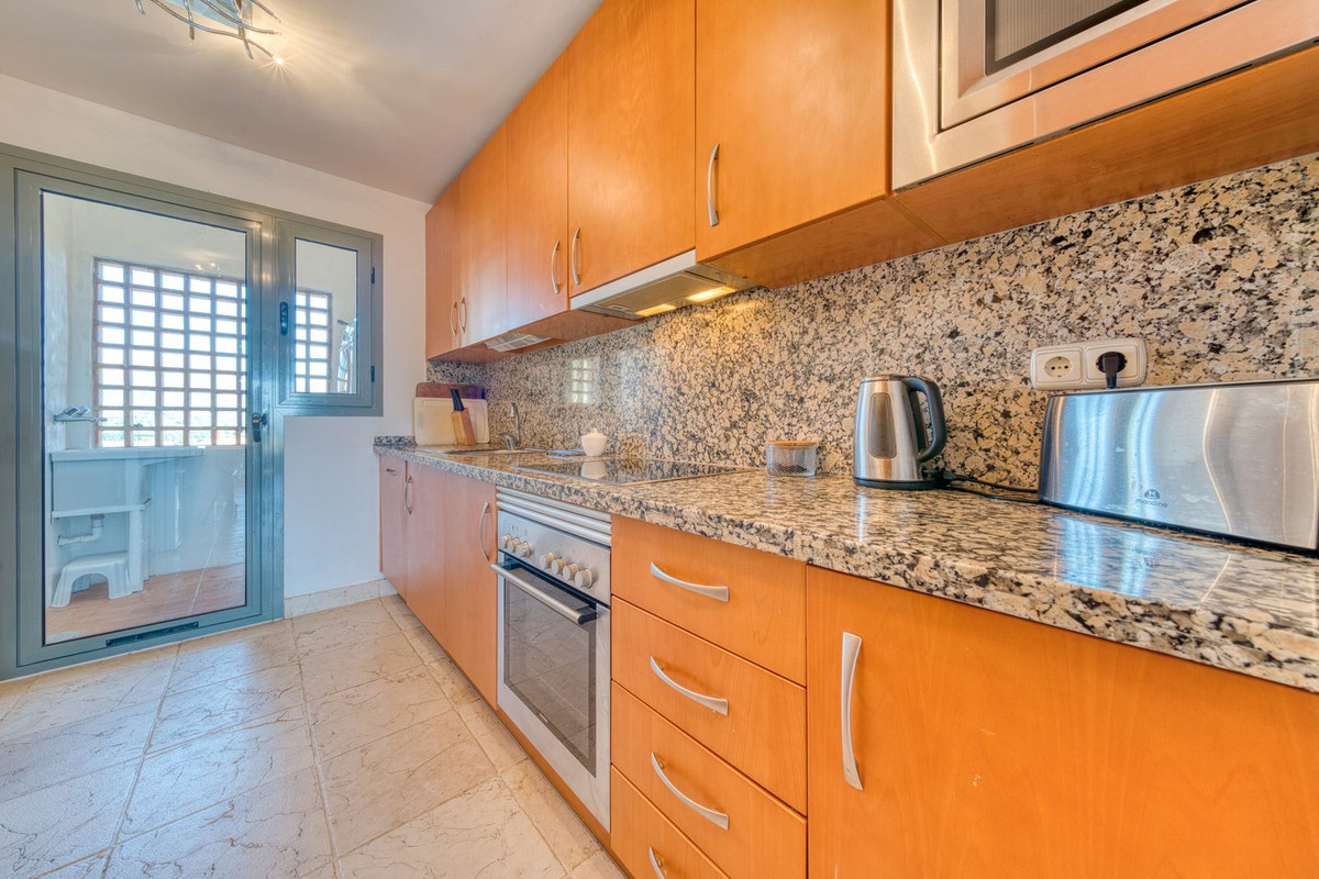 Appartement te koop in Estepona | 2 slaapkamers H5155078