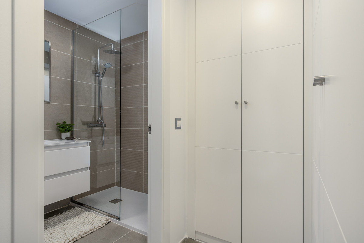 Appartement te koop in Estepona | 2 slaapkamers H5155372