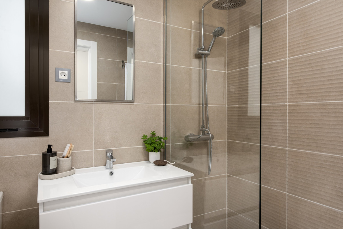 Appartement te koop in Estepona | 2 slaapkamers H5155372