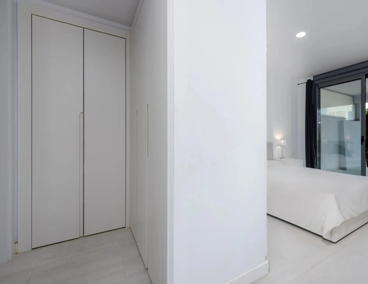 Appartement te koop in Estepona | 2 slaapkamers H5155375