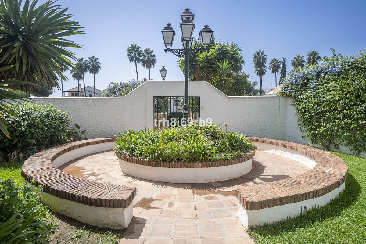 Appartement te koop in Estepona | 2 slaapkamers H5155996