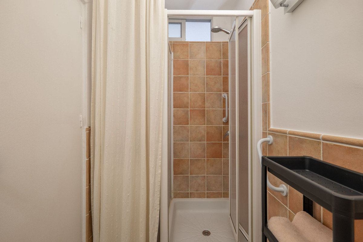 Duplex te koop in Estepona | 1 slaapkamers H5156101