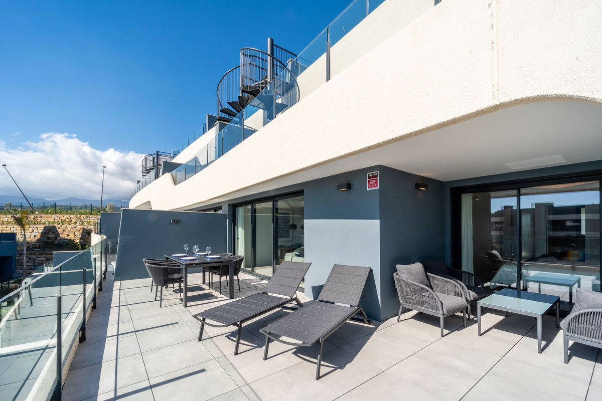 Appartement te koop in Estepona | 2 slaapkamers H5156251